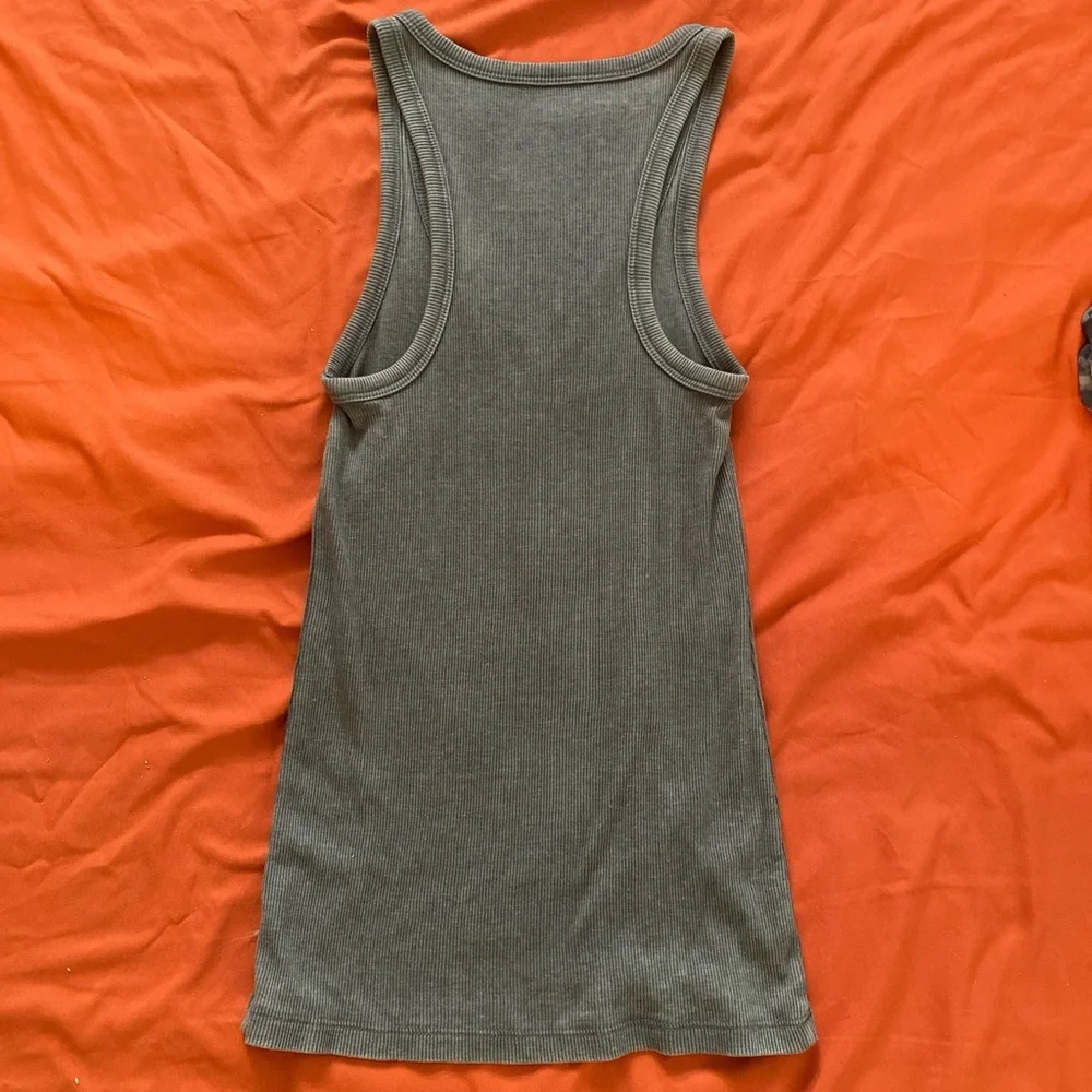 Green Ribbed Tank Top - Picture 4 of 4